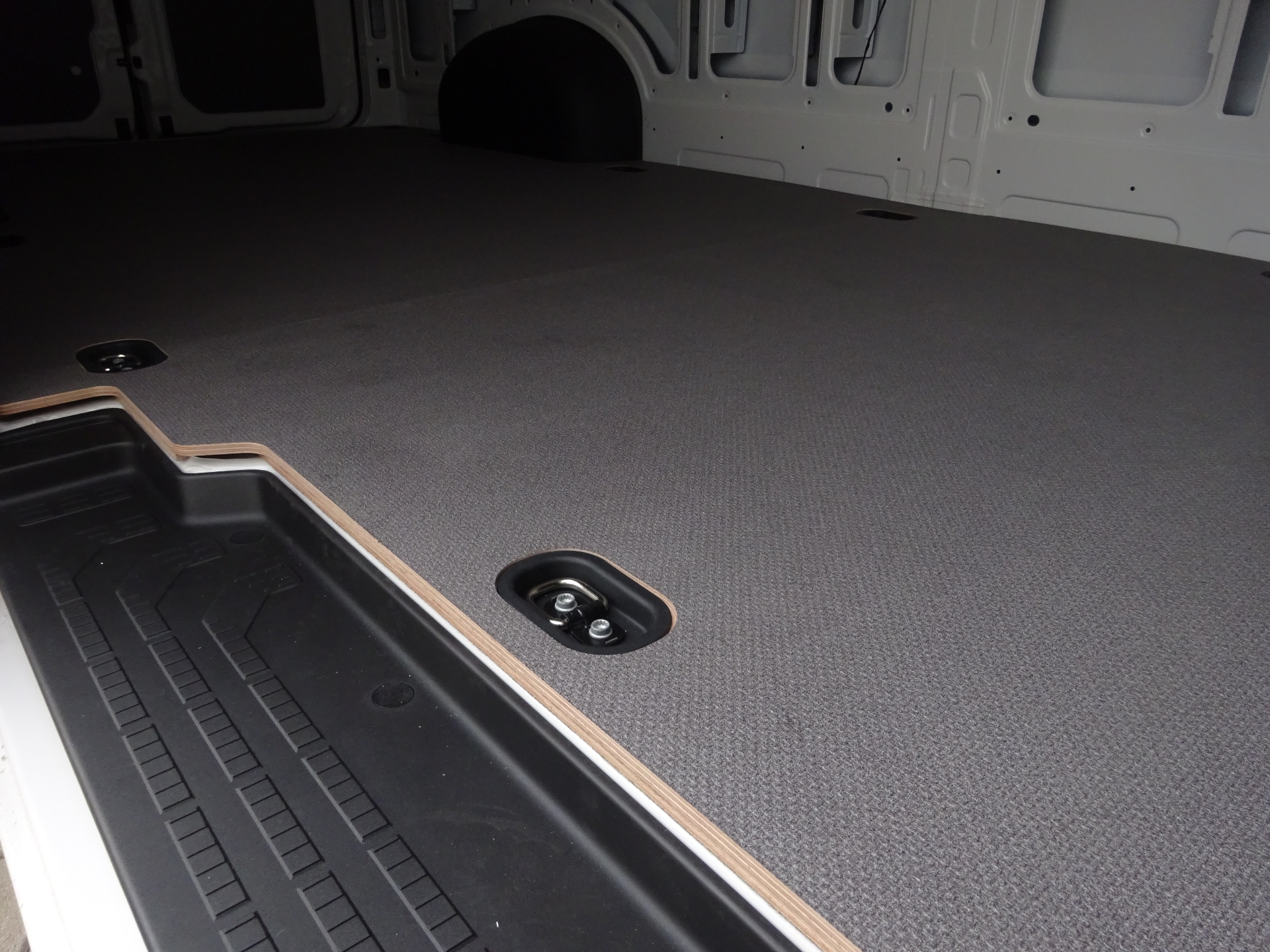 Volkswagen Crafter - skříňový vůz