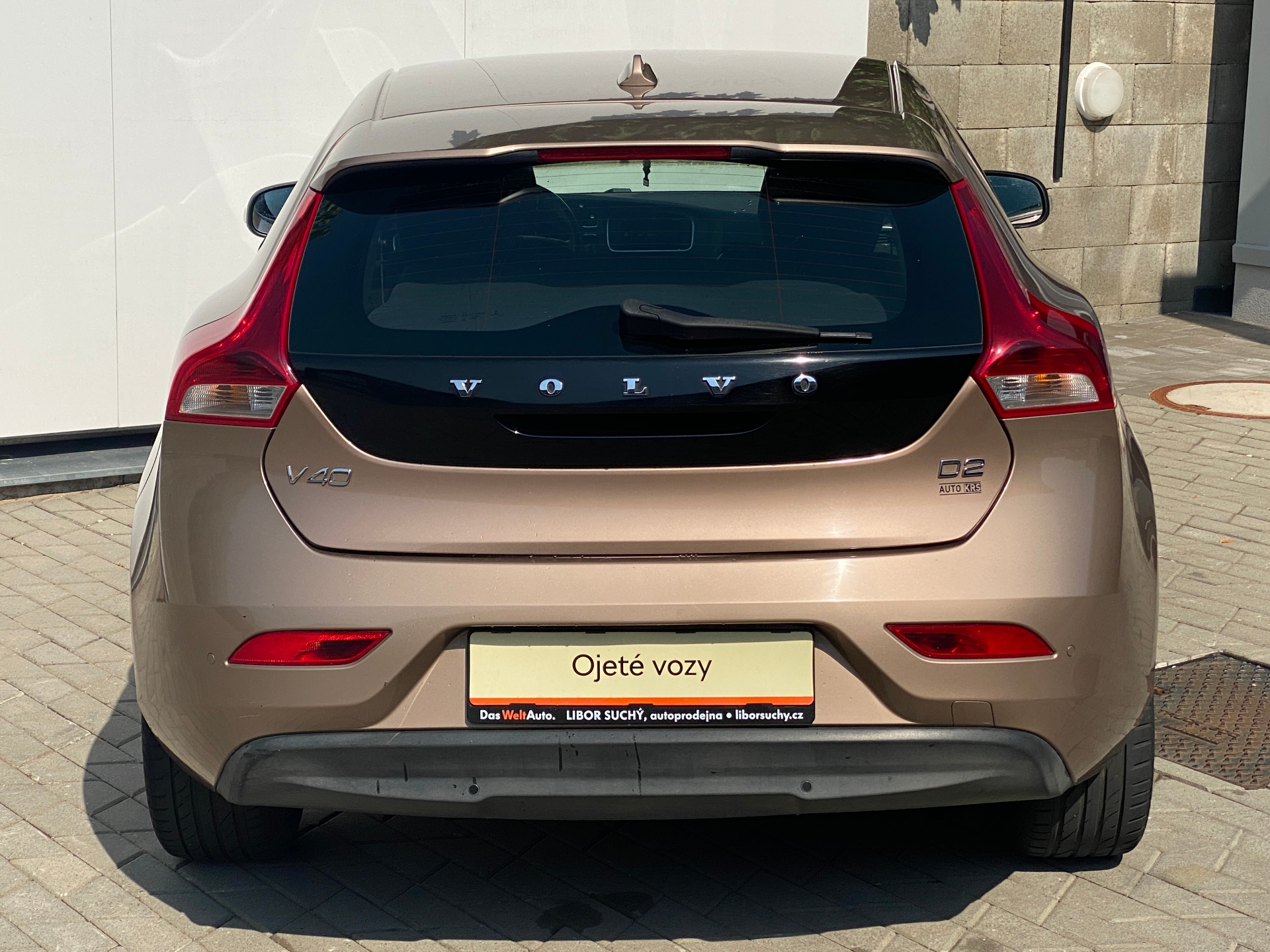 Volvo V40