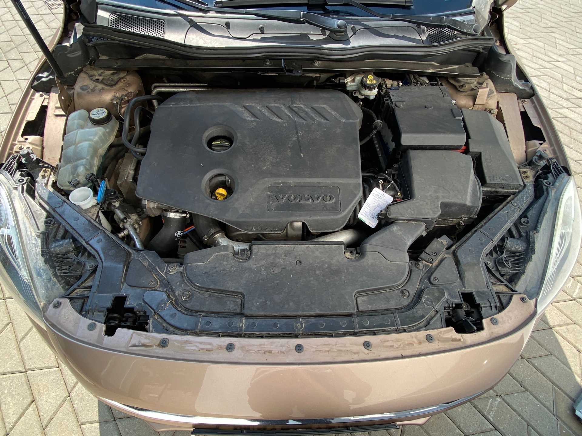 Volvo V40
