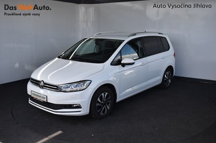 VW Touran 1.5TSI 110kW,tažné,záruka,LED