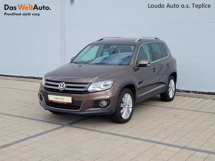 VW Tiguan  Sport & Style 2.0 TDI 103 kW automat ,