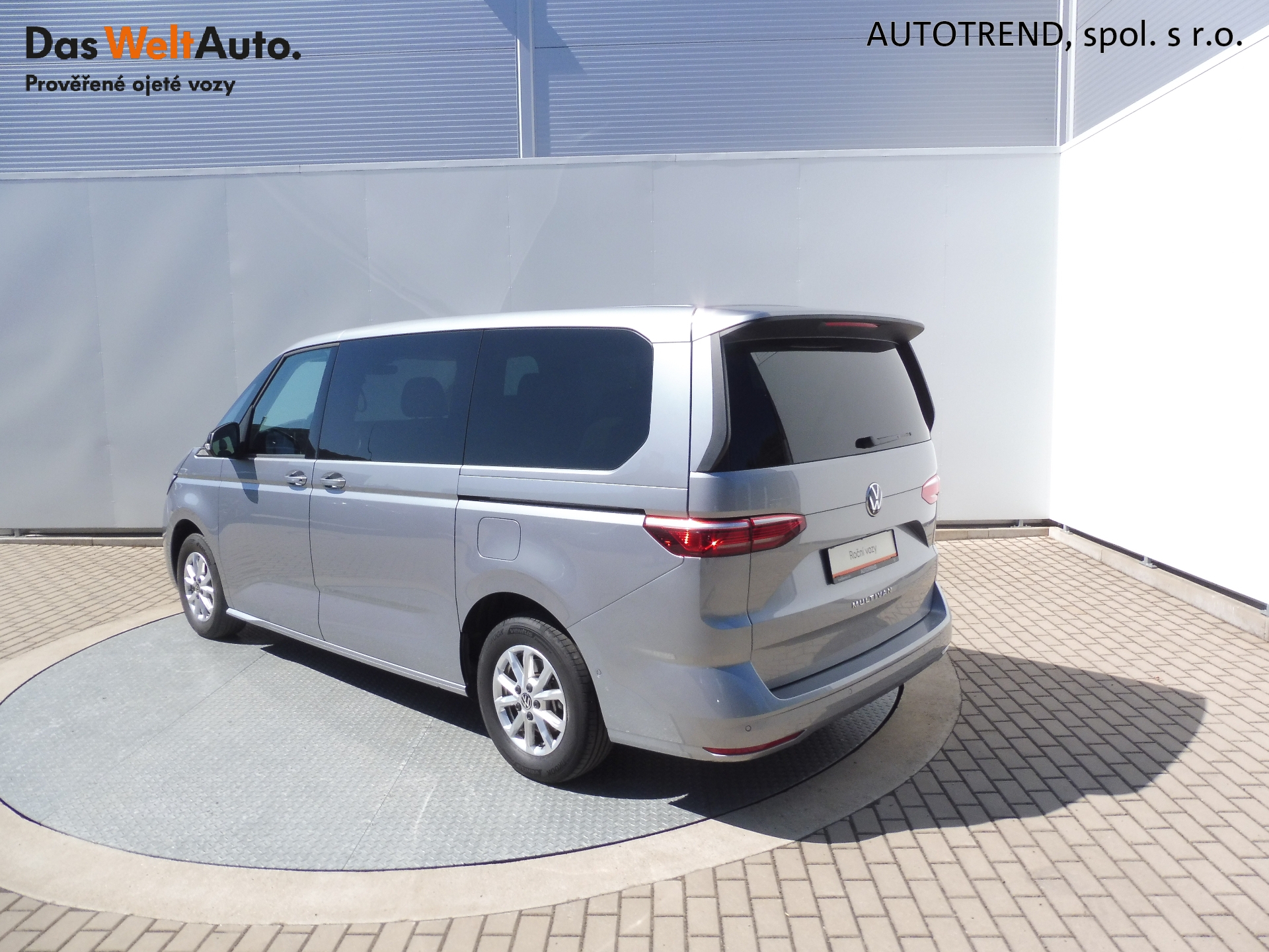 Volkswagen Nový Multivan