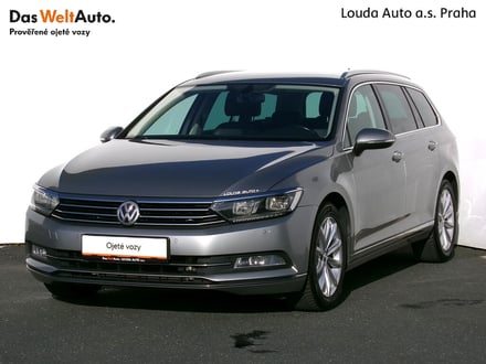 VW Passat Highline 2.0 TDI 110 kW automat ,