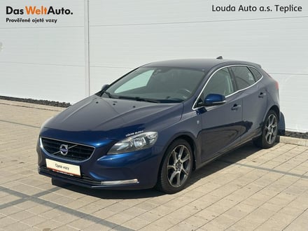 Volvo V40 Ocean Race 2.0 D2 88 kW manuál ,