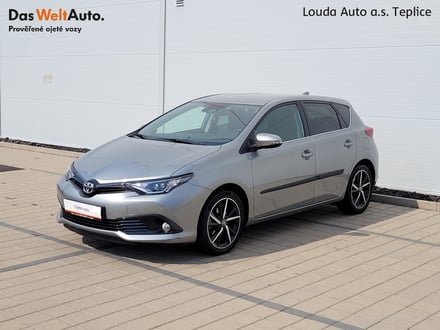 Toyota Auris Active Trend 1.6 Valvematic 97 kW manuál ,