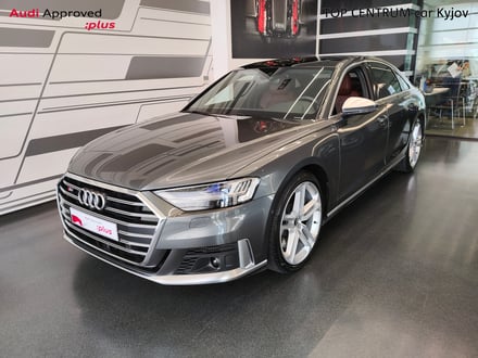 Audi S8 4.0 TFSI quattro (420kW/572k) Tiptronic