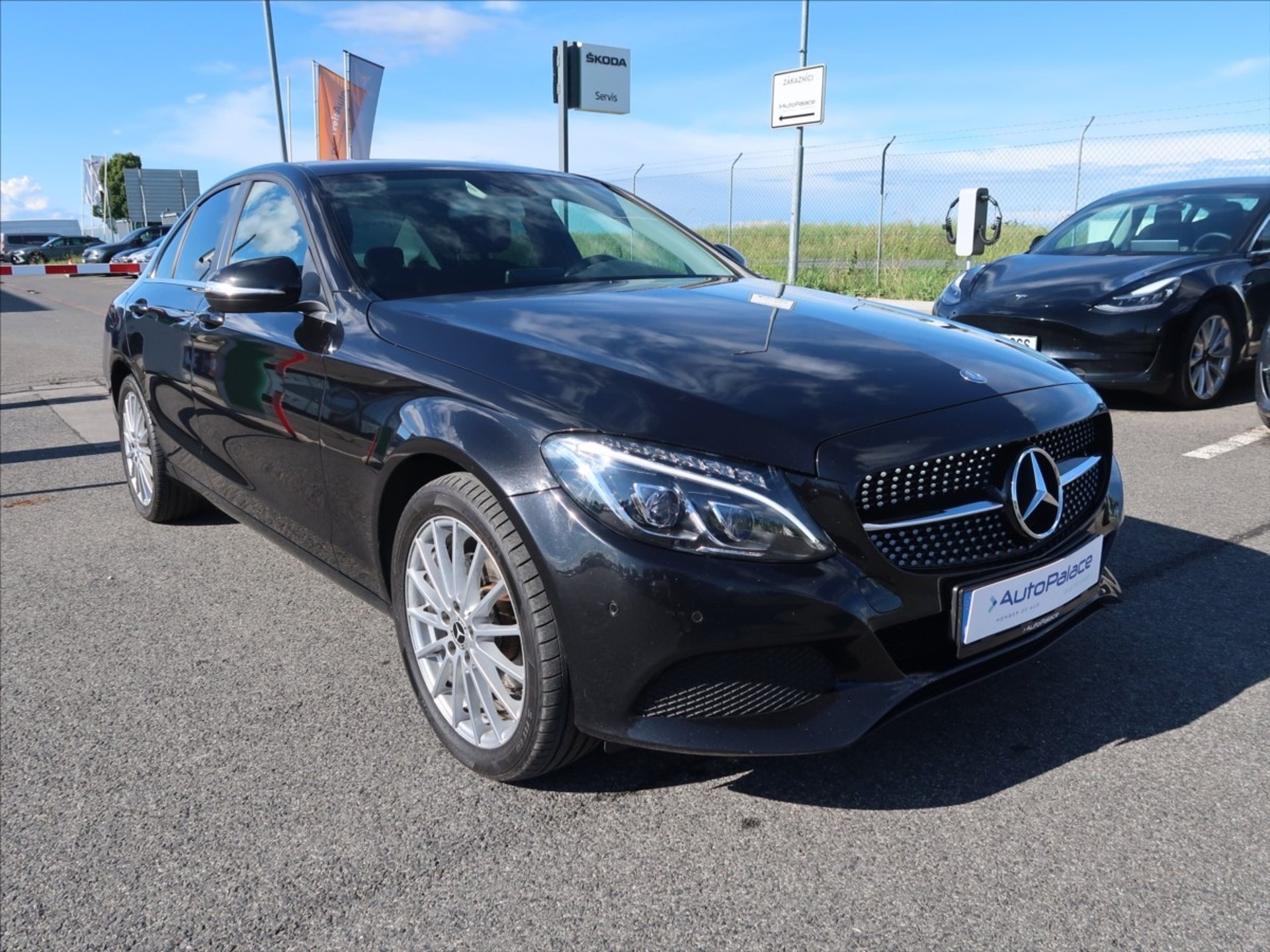 Mercedes-Benz C180