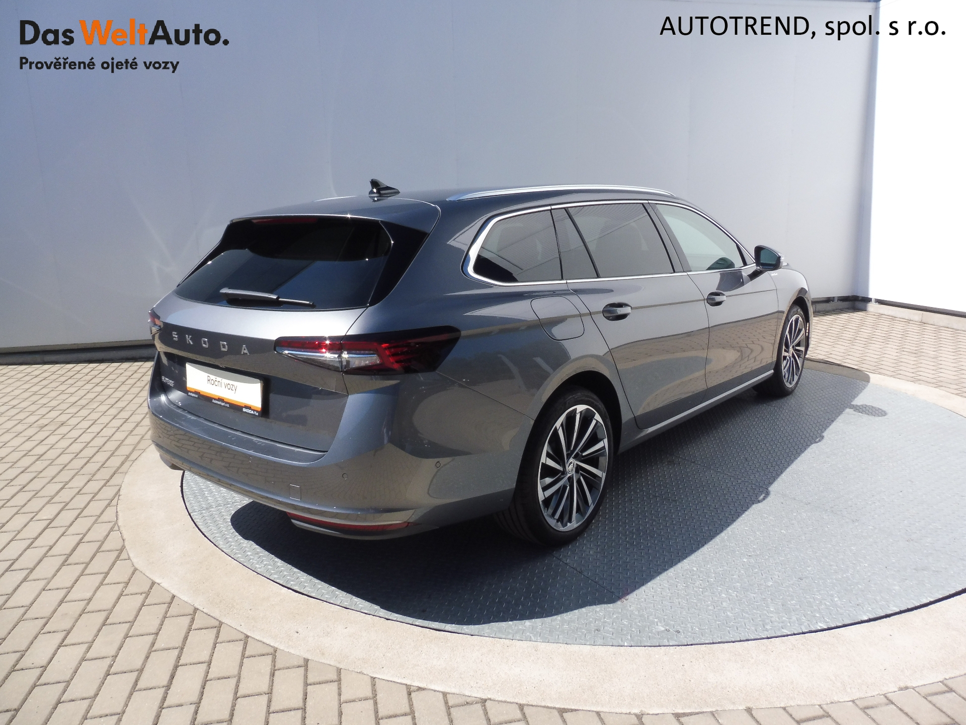 Škoda Superb