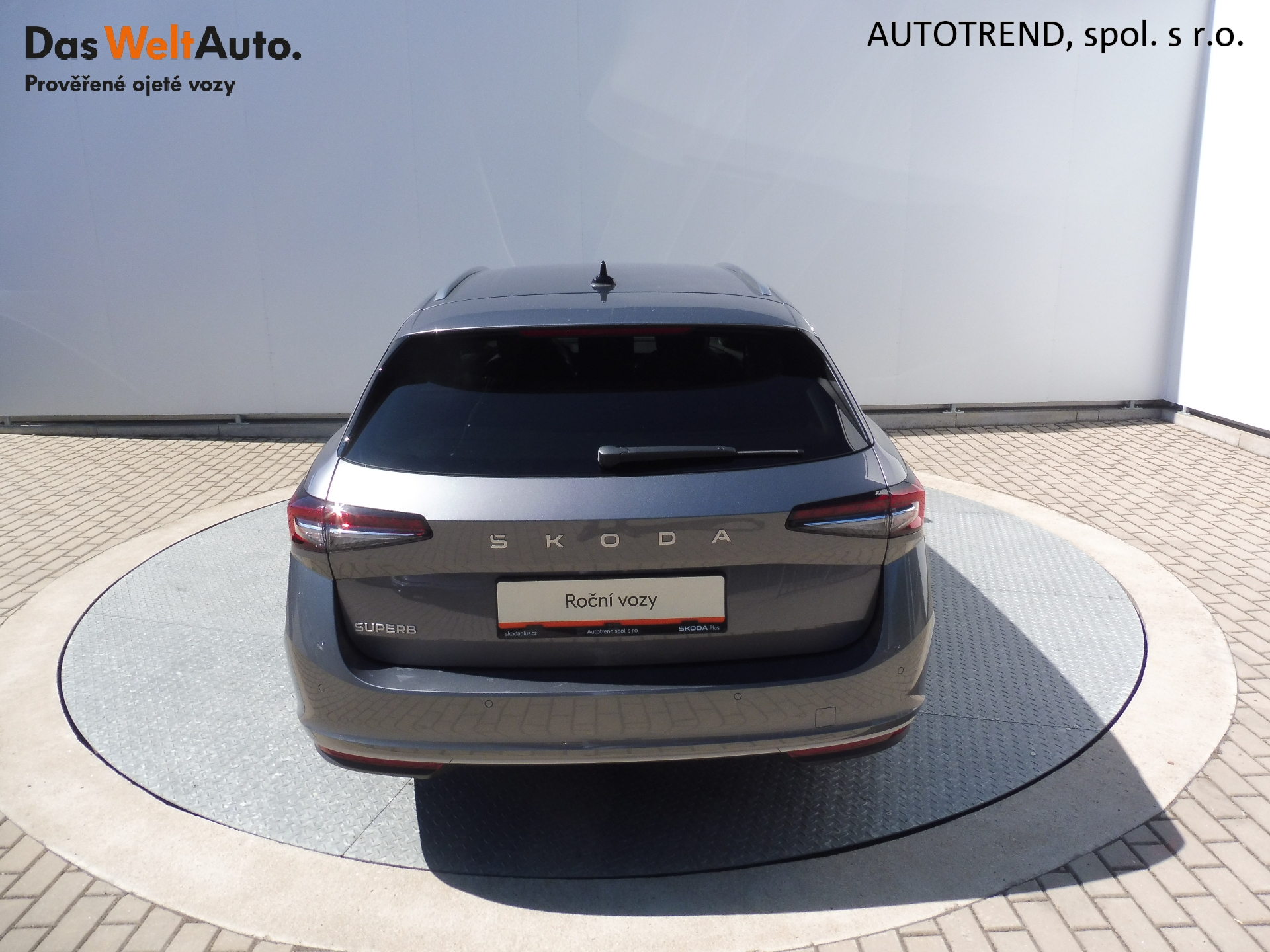 Škoda Superb