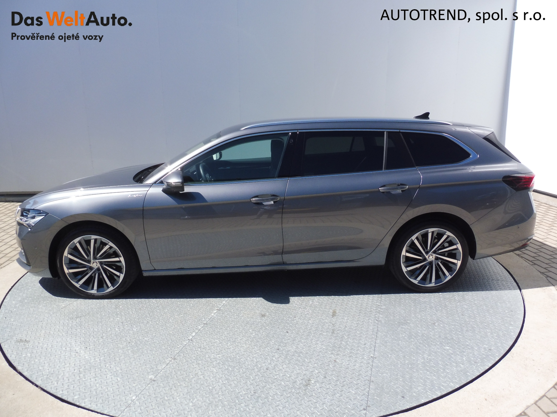 Škoda Superb
