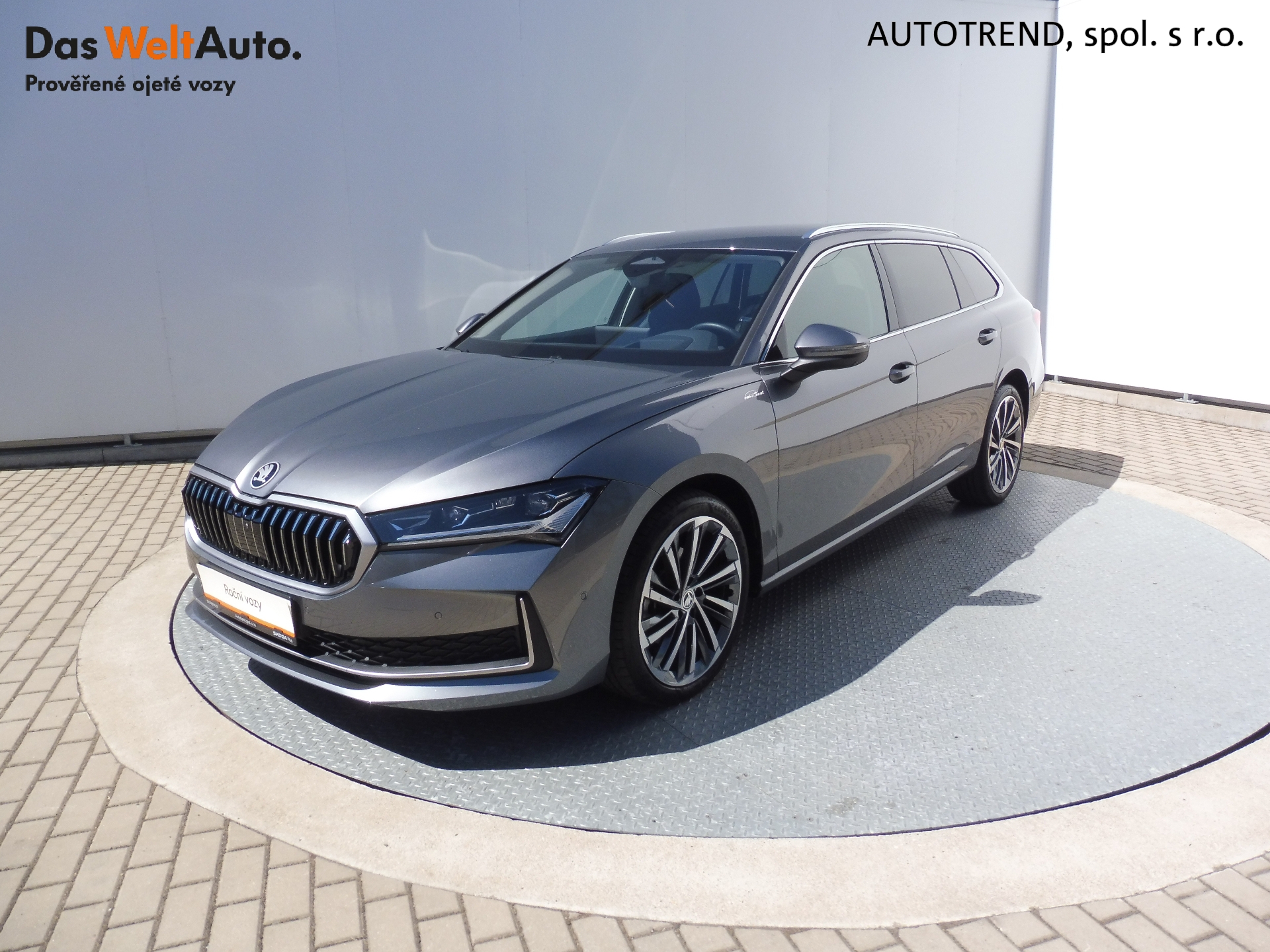Škoda Superb