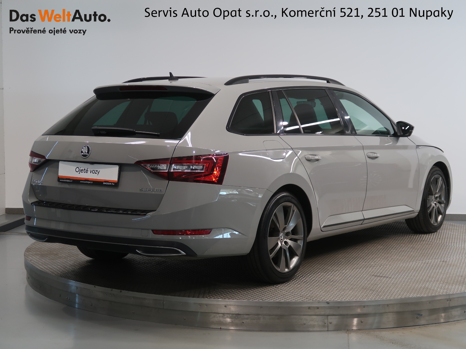 Škoda Superb