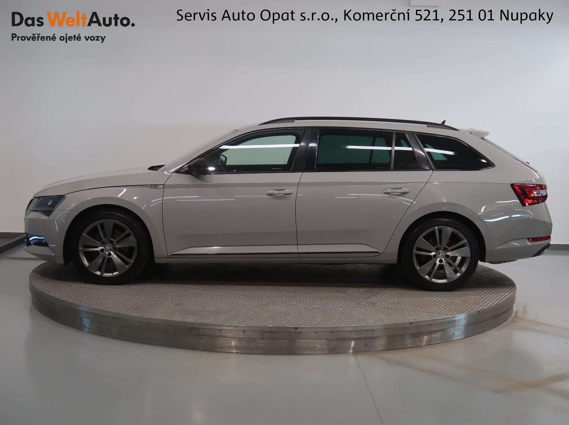 Škoda Superb