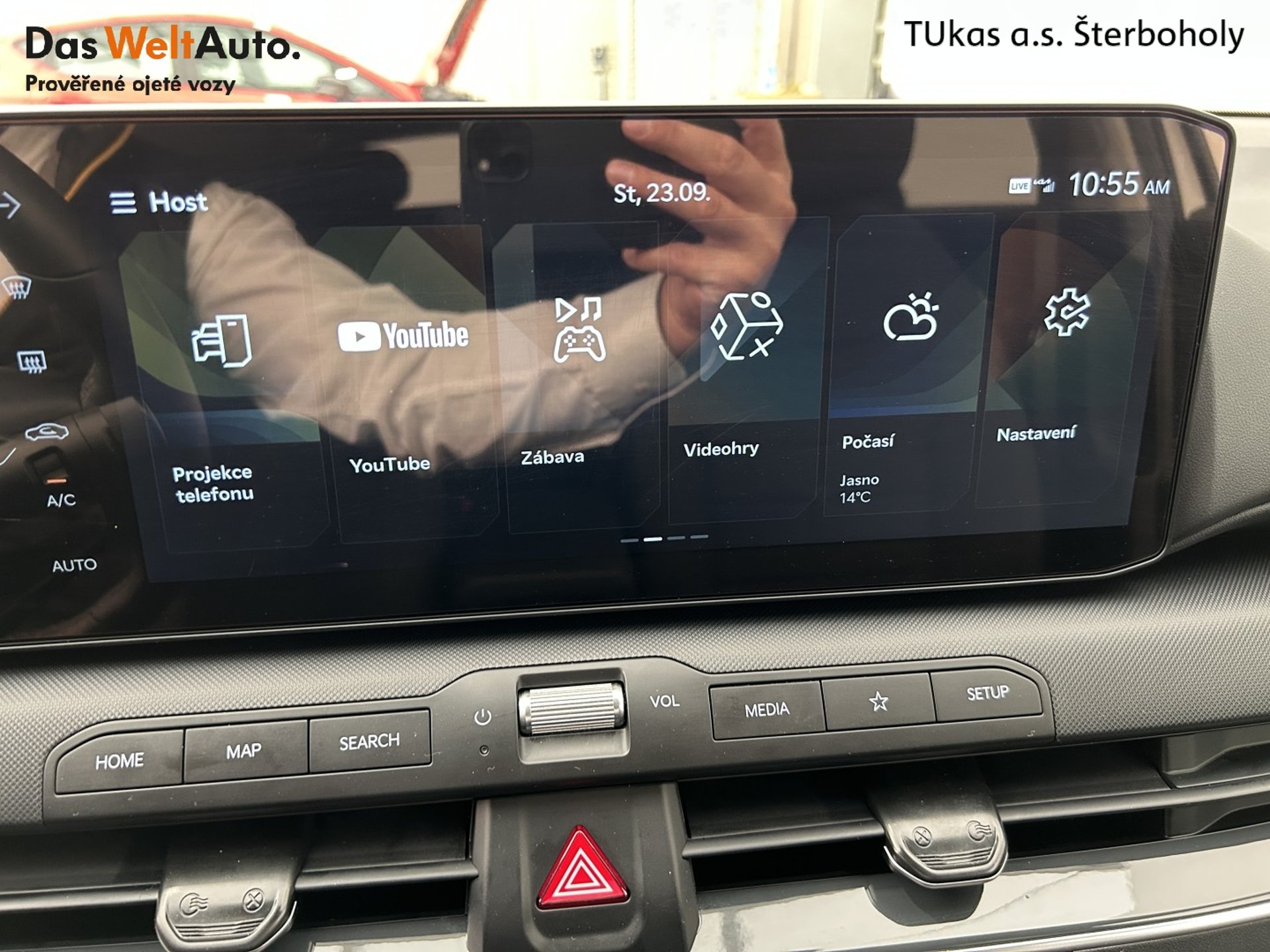 Kia K4