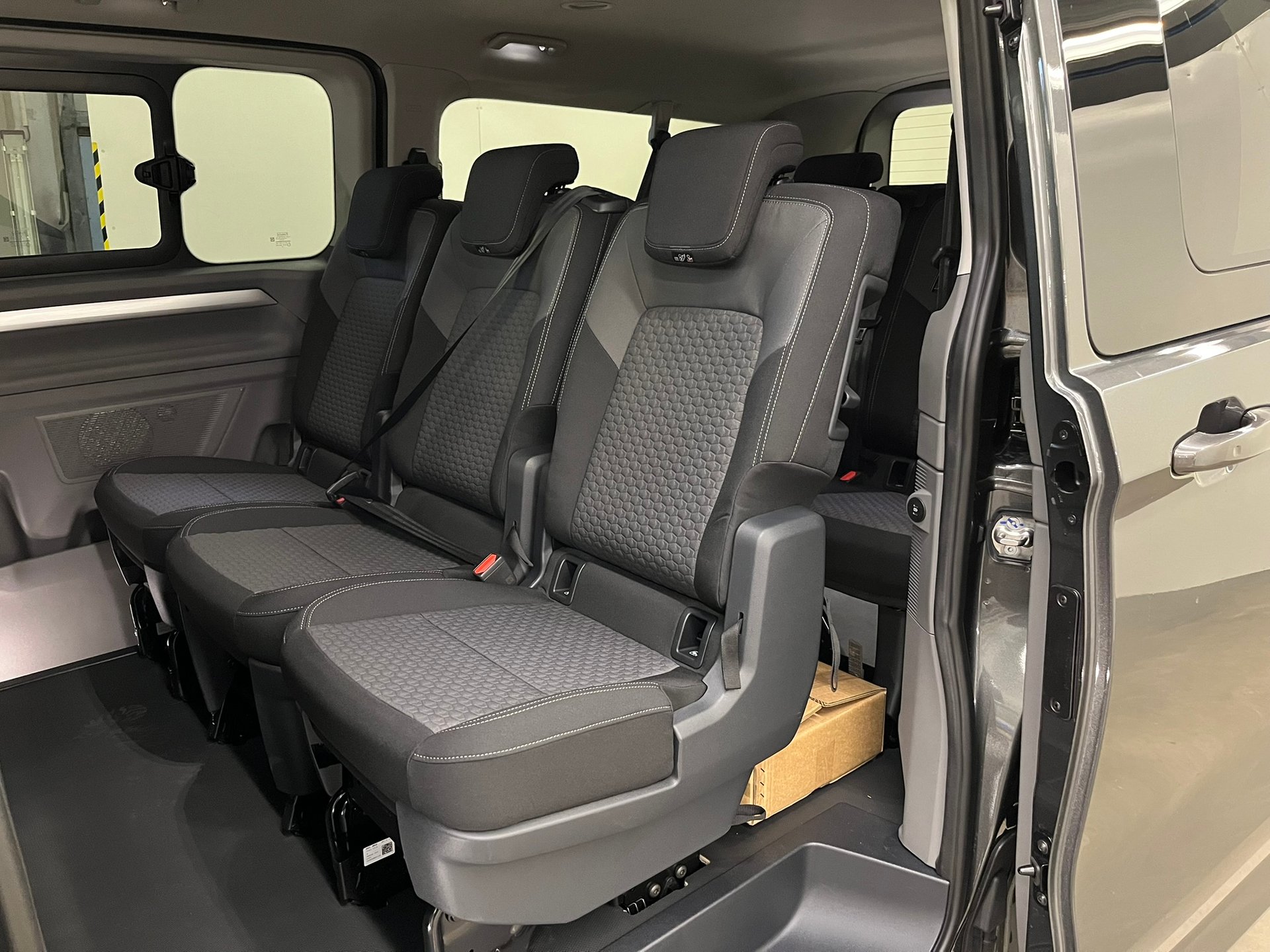 Volkswagen T7 Caravelle