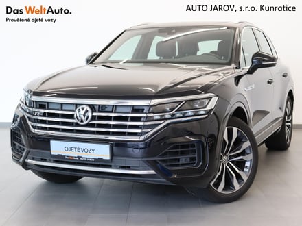 VW Touareg R-line V6 3,0 TDI BMT