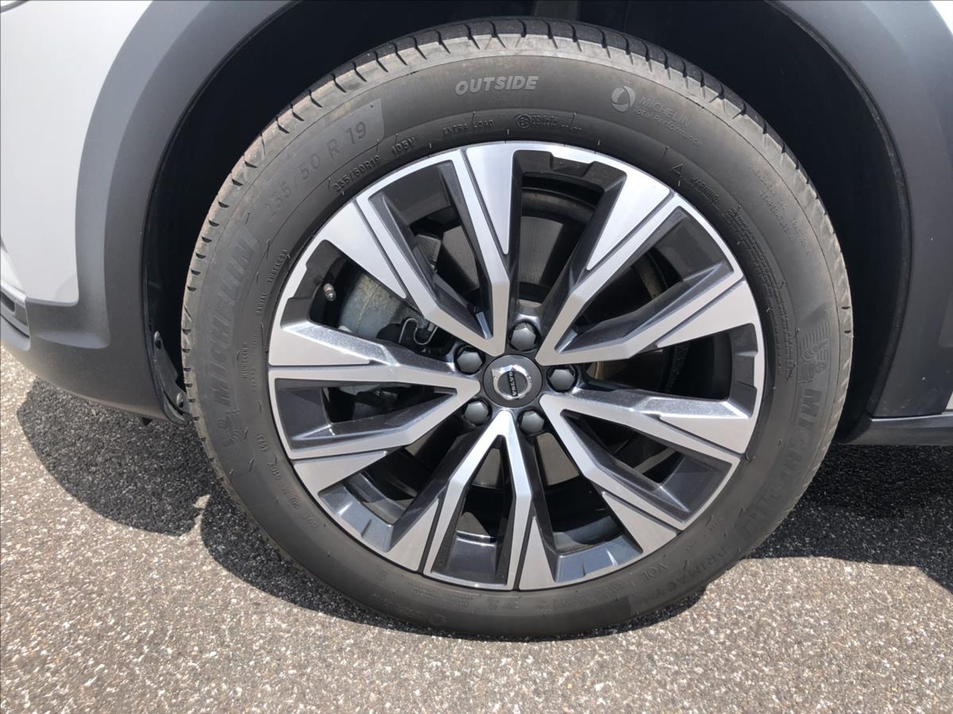 Volvo V90
