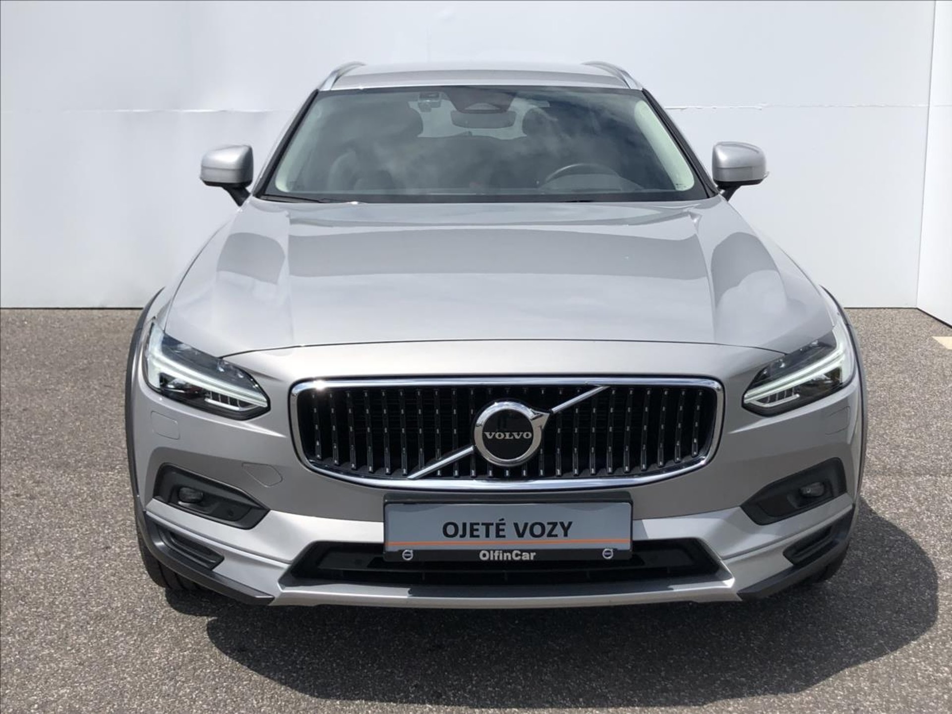 Volvo V90