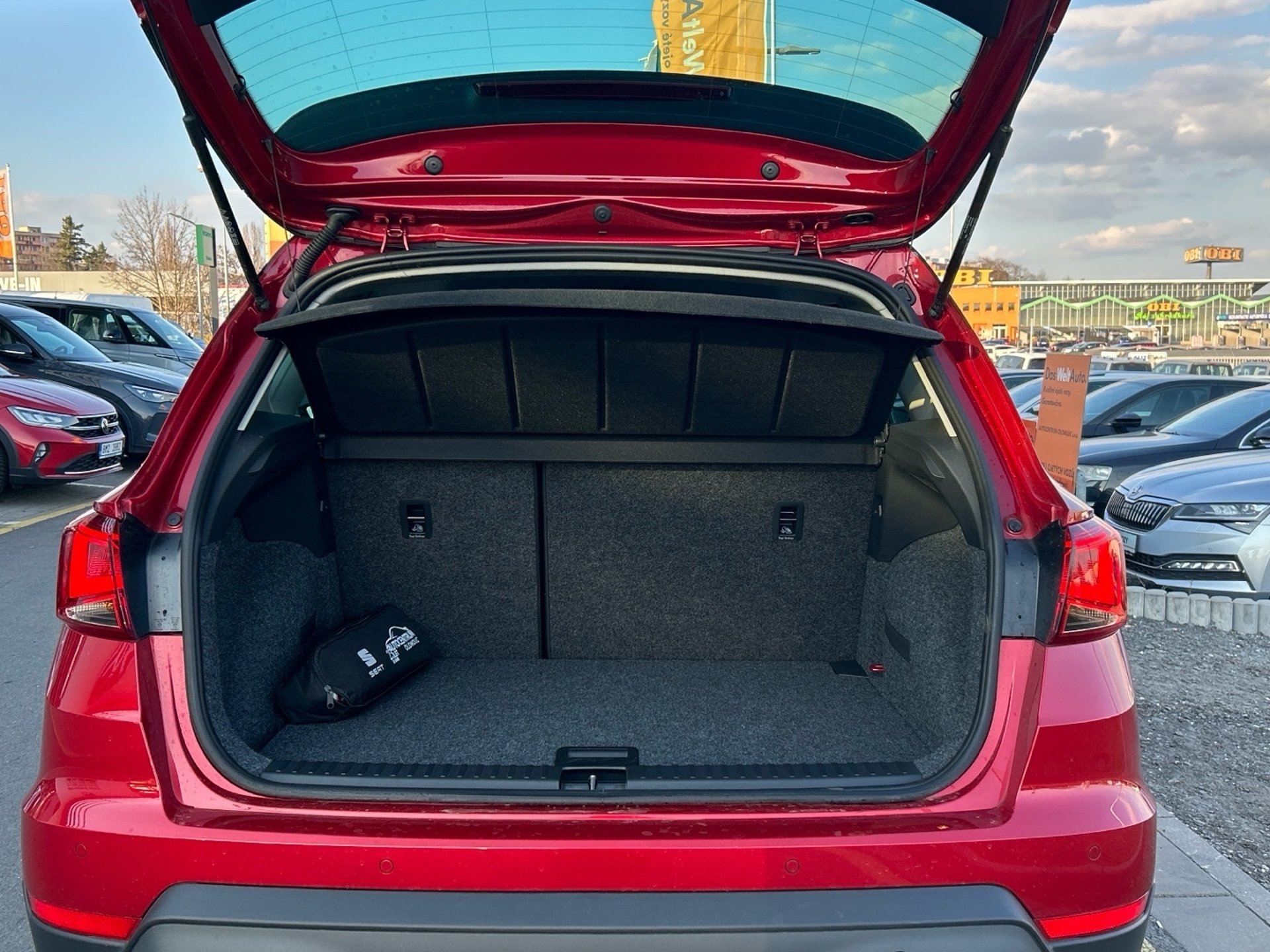 Seat Arona