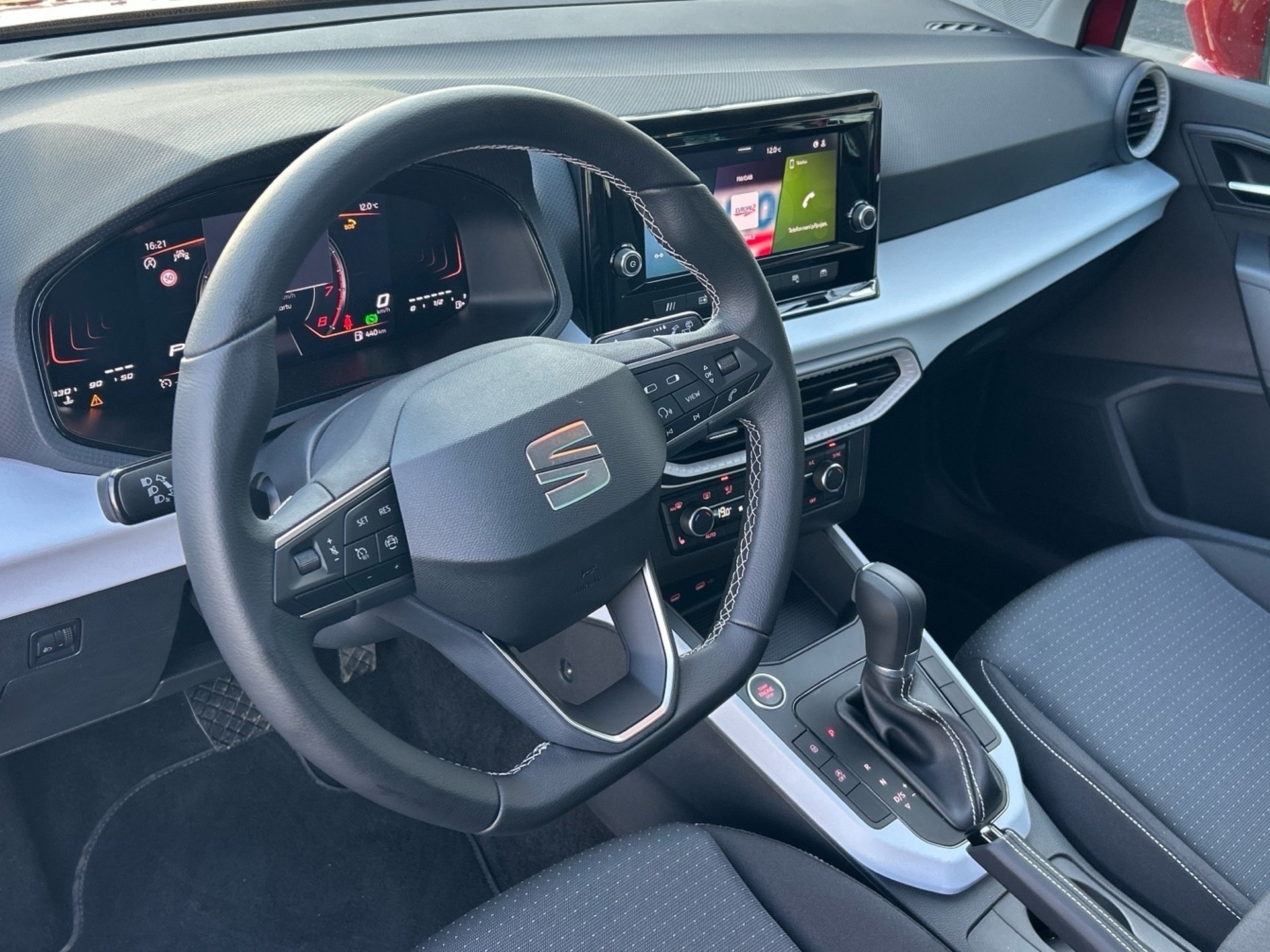 Seat Arona