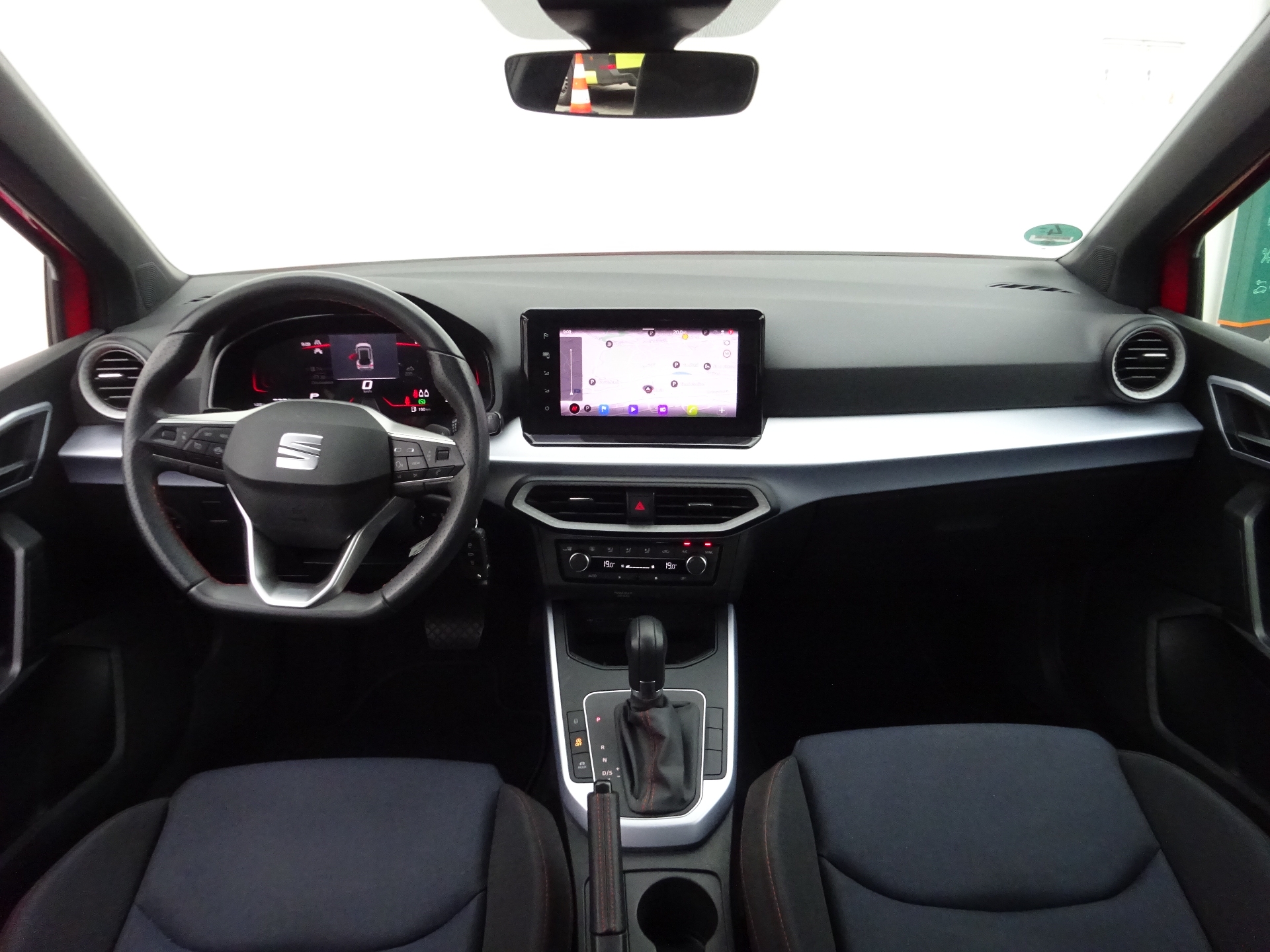 Seat Arona