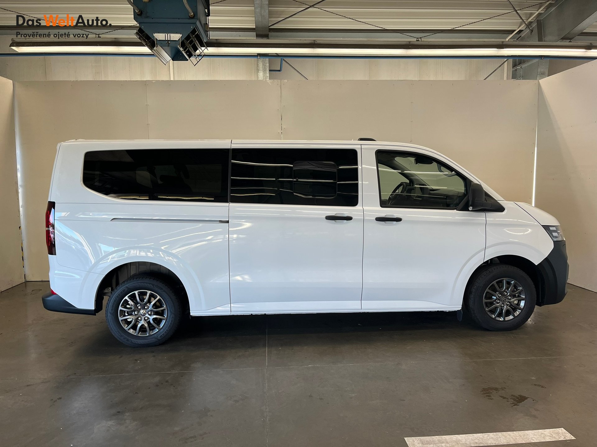 Volkswagen T7 Caravelle