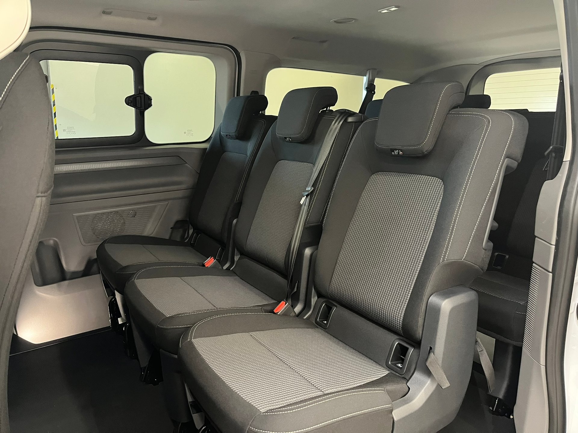 Volkswagen T7 Caravelle