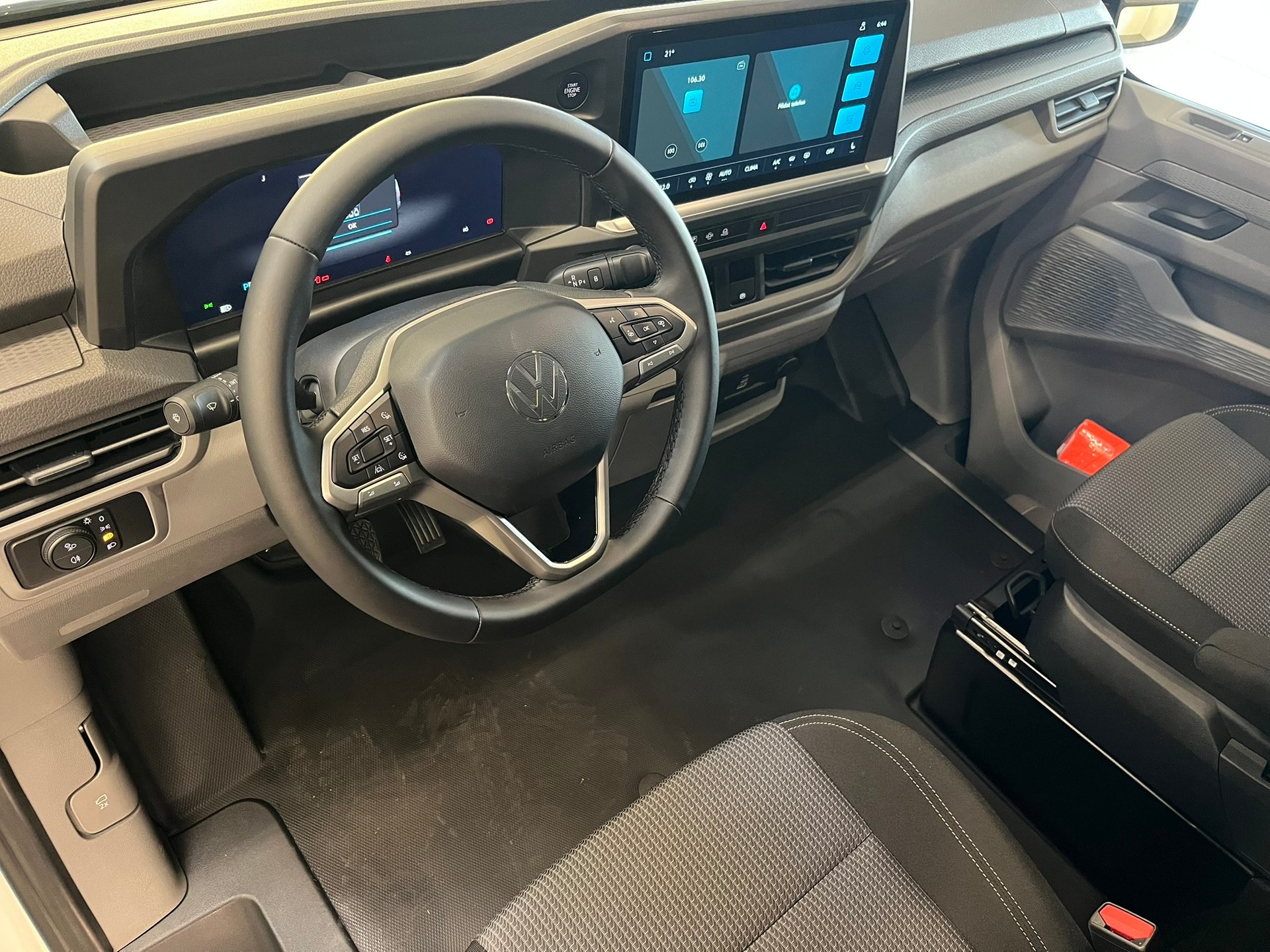Volkswagen T7 Caravelle