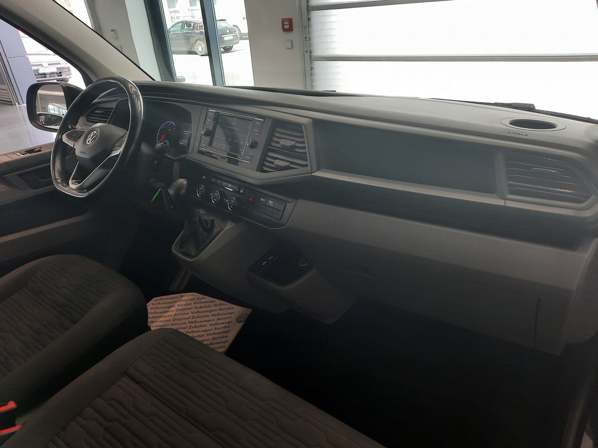 Volkswagen Caravelle