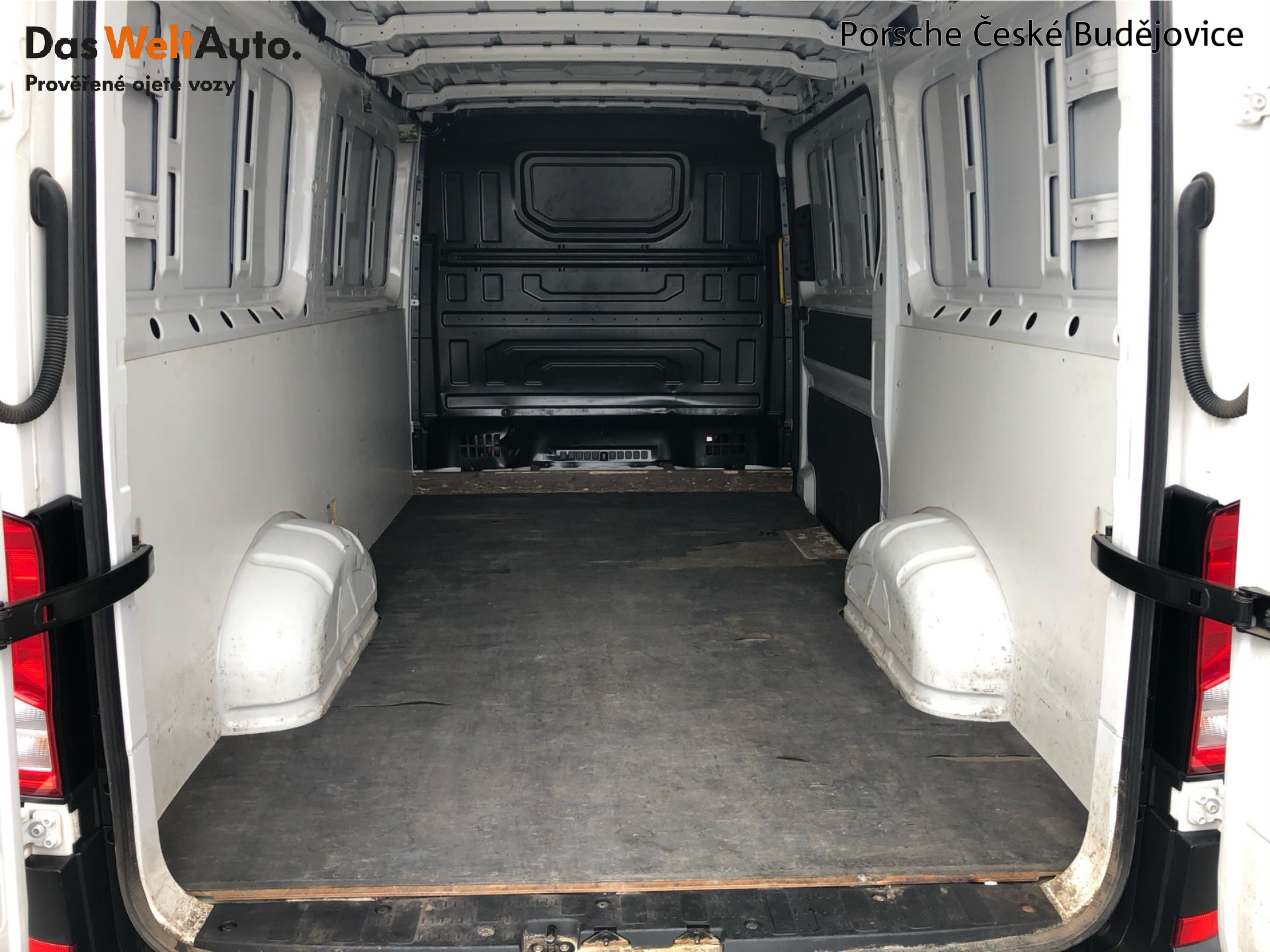 Volkswagen Crafter - skříňový vůz