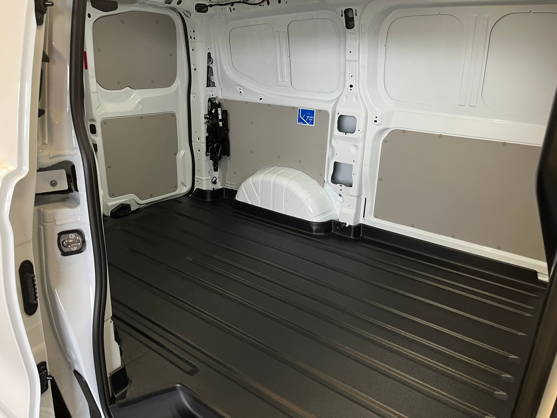 Volkswagen T7 Kasten
