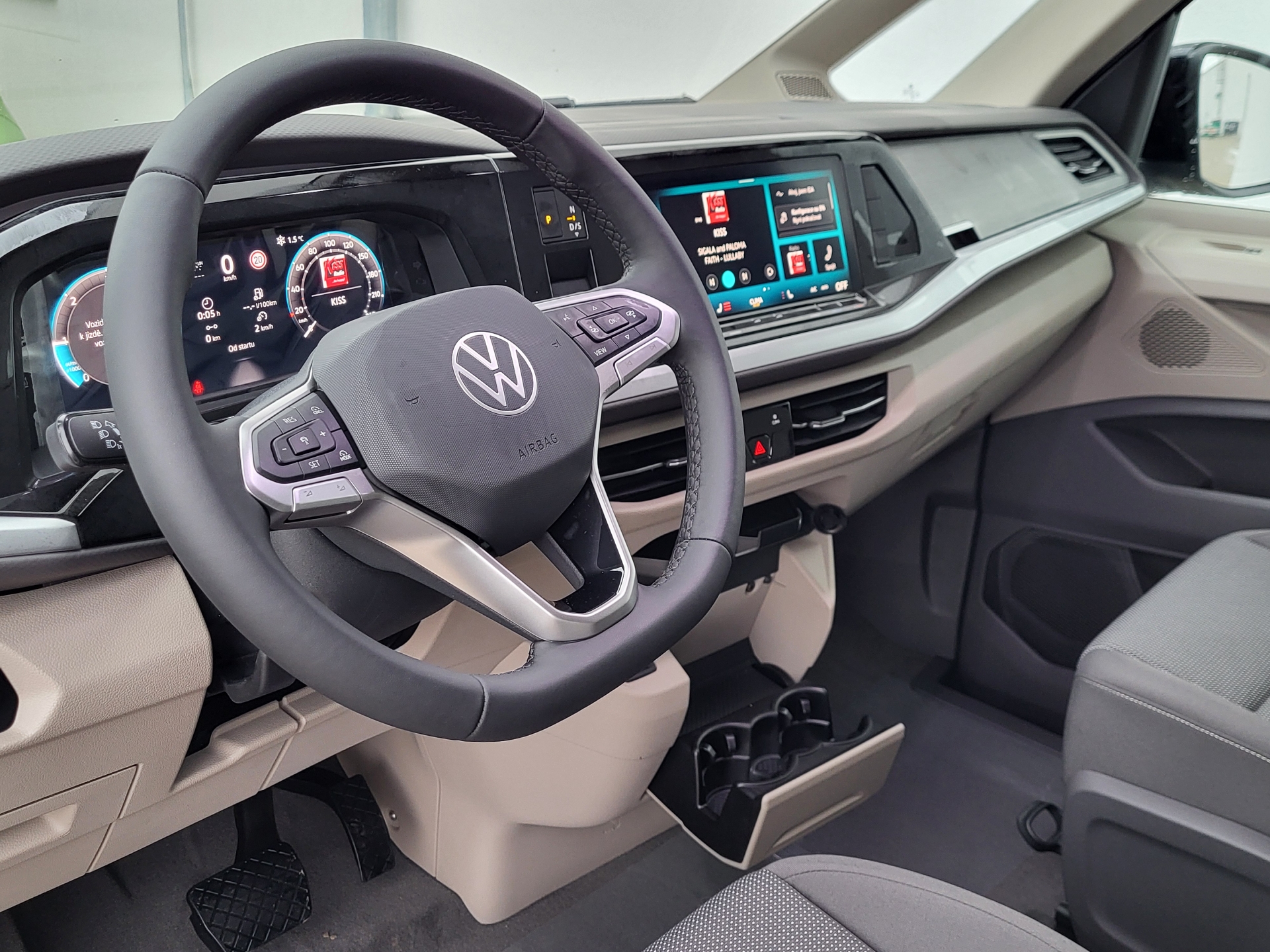 Volkswagen Nový Multivan
