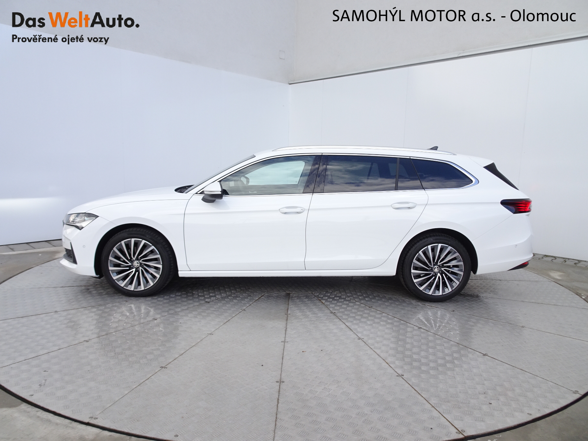 Škoda Superb