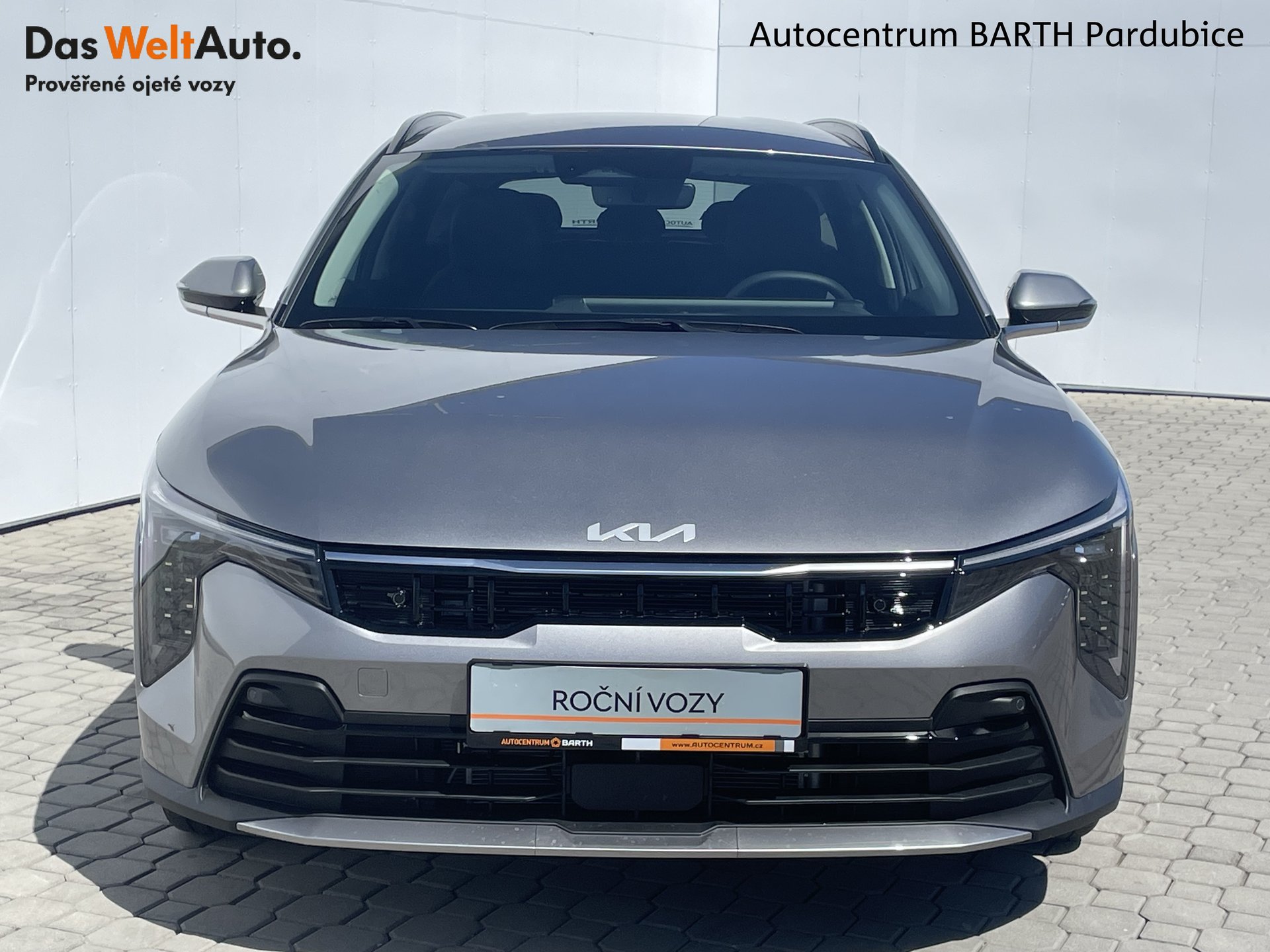 Kia K4