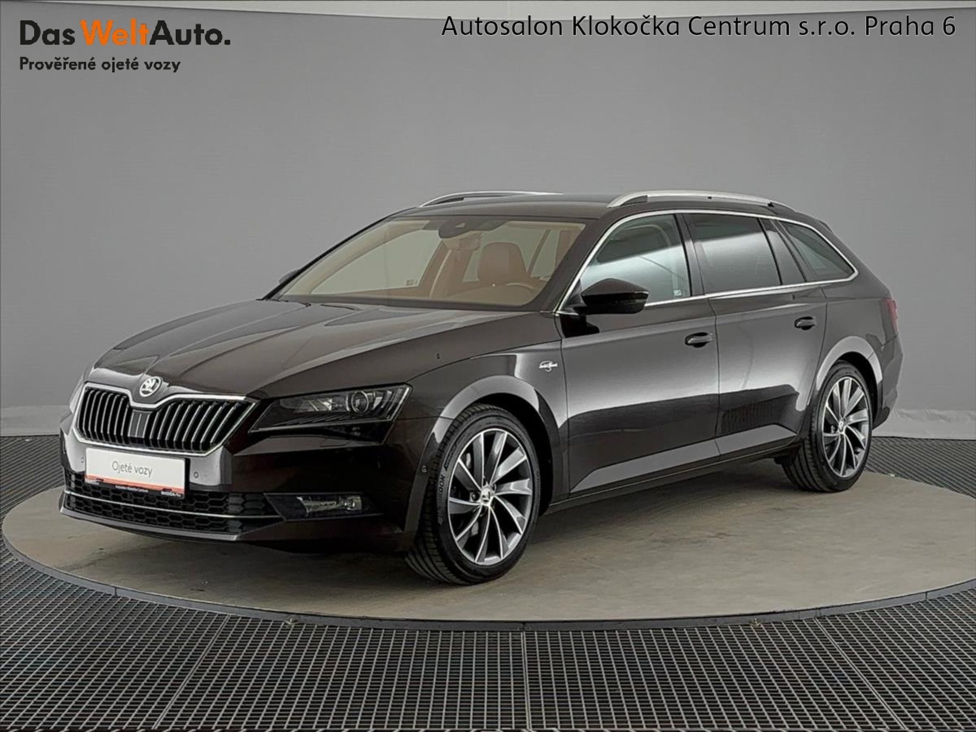 Škoda Superb
