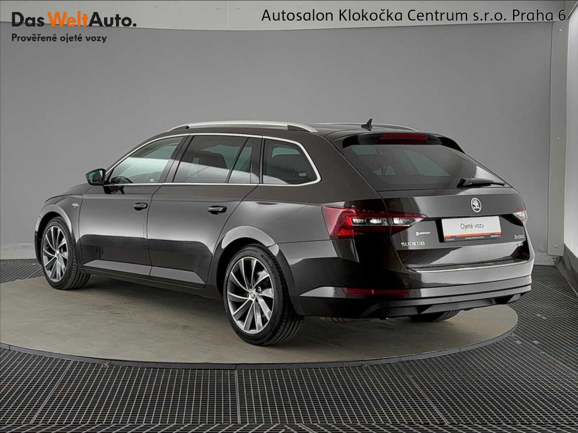 Škoda Superb