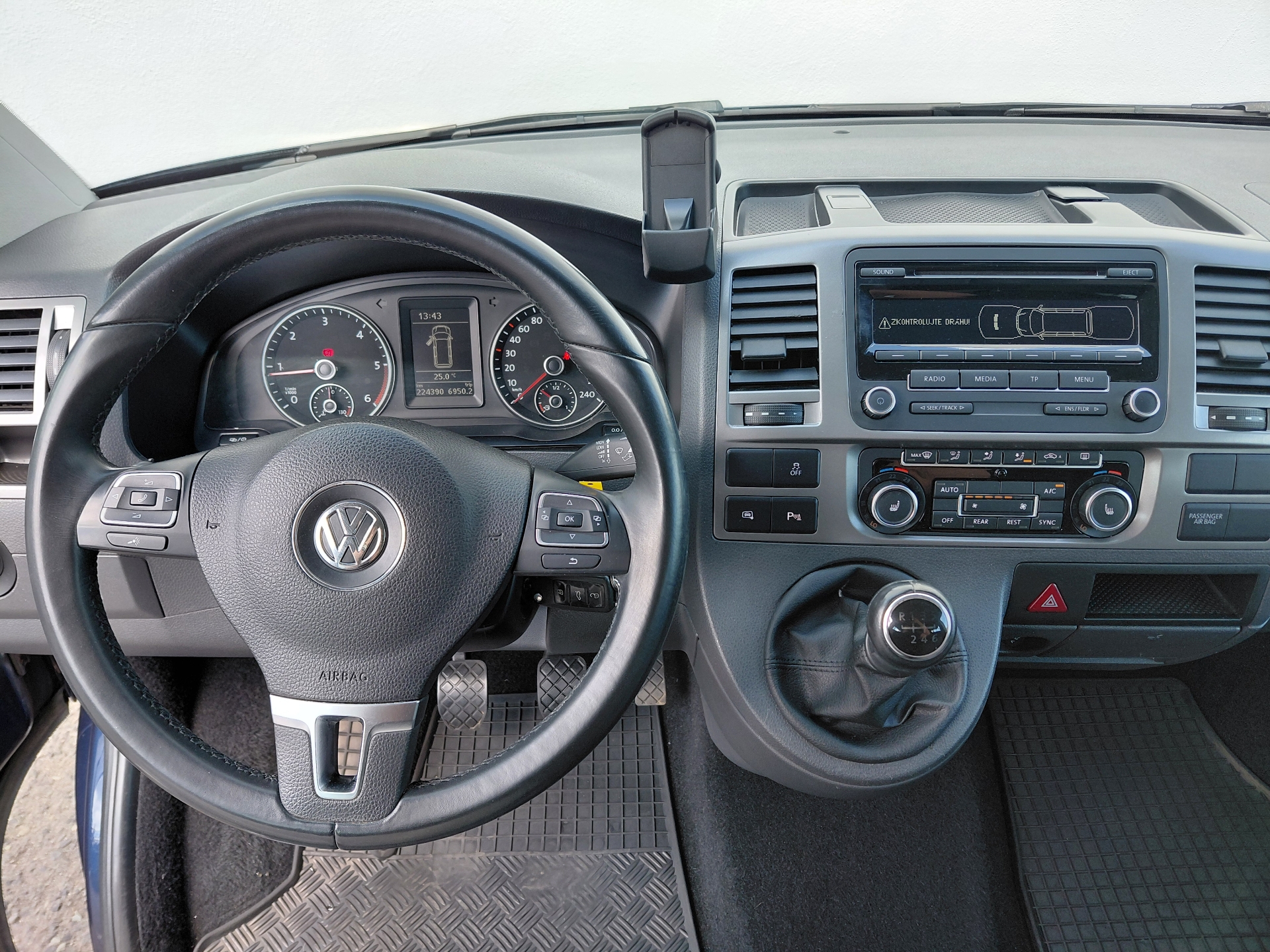 Volkswagen Caravelle