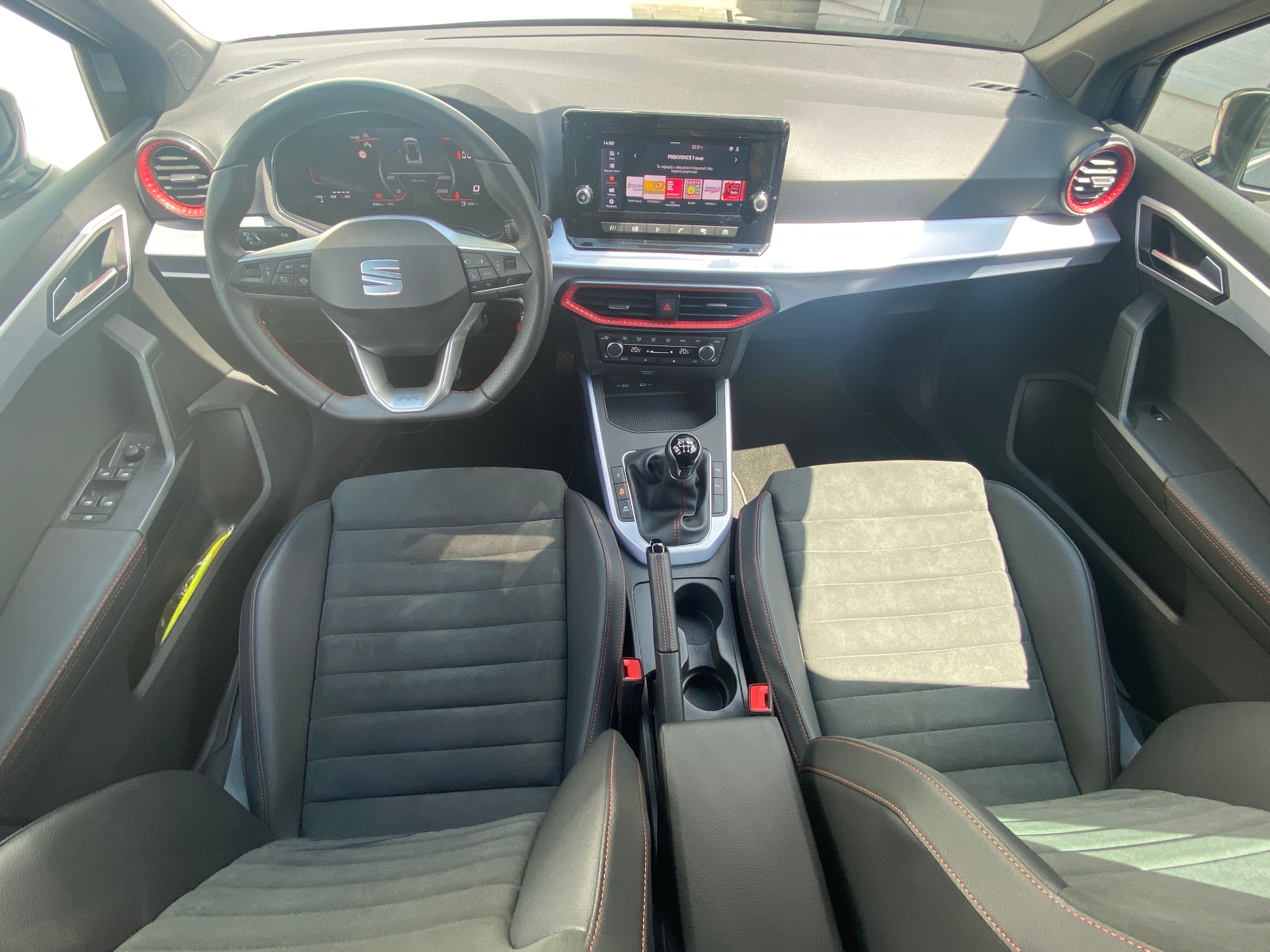Seat Arona