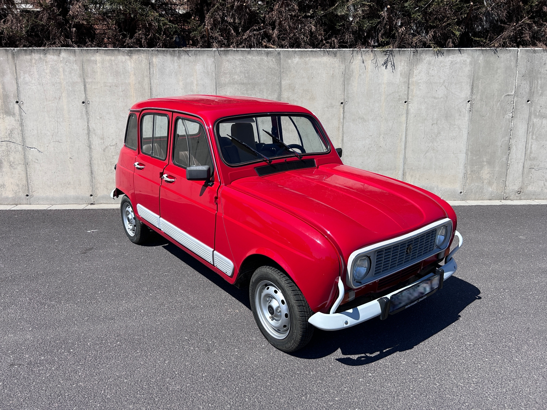 Renault R4