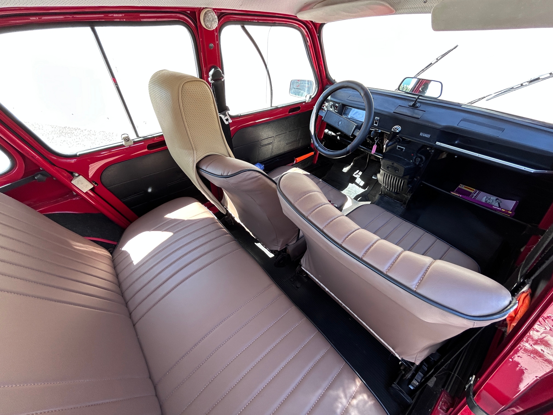 Renault R4