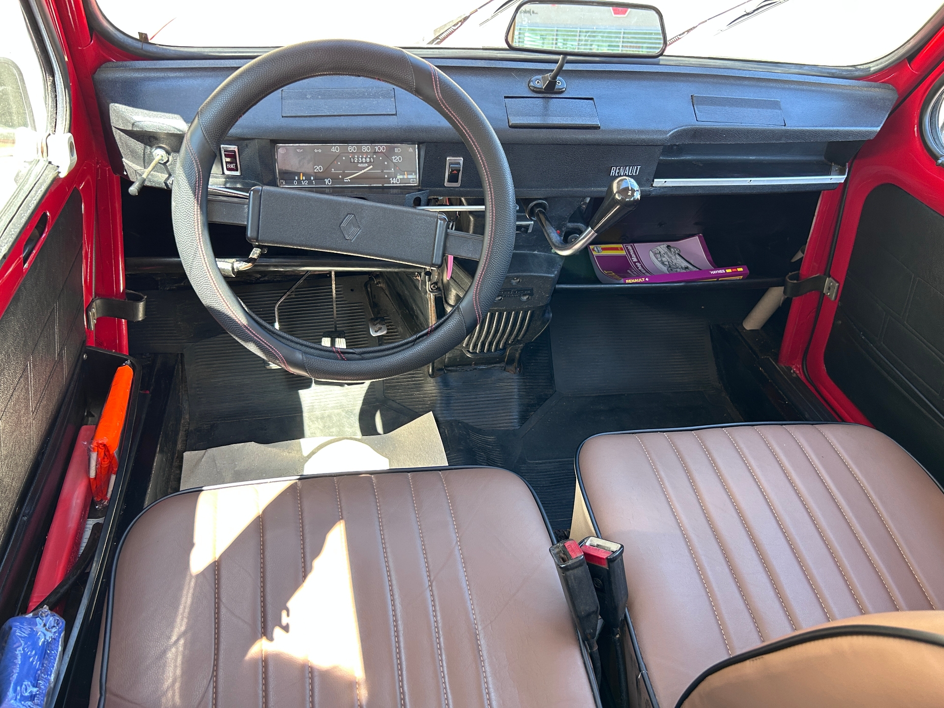 Renault R4