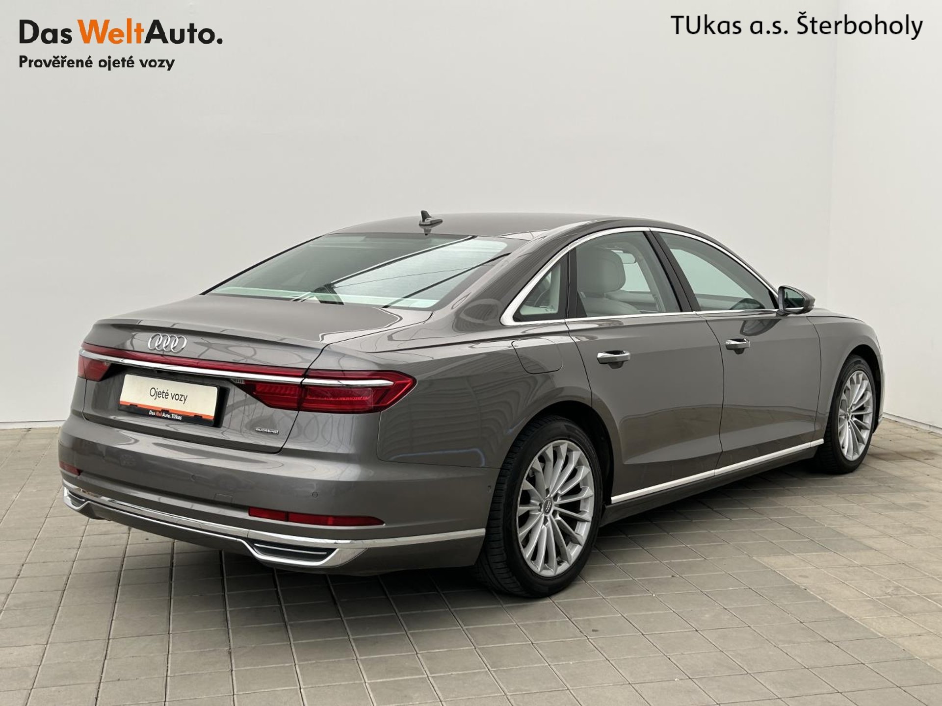 Audi A8