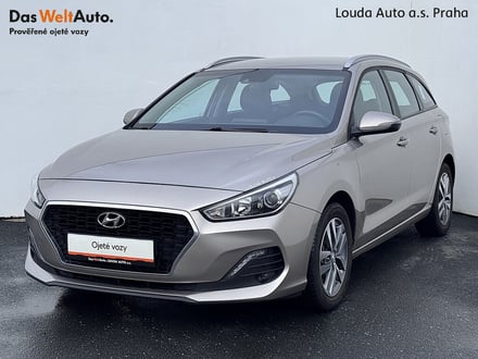 Hyundai i30  1.4  103 kW manuál ,