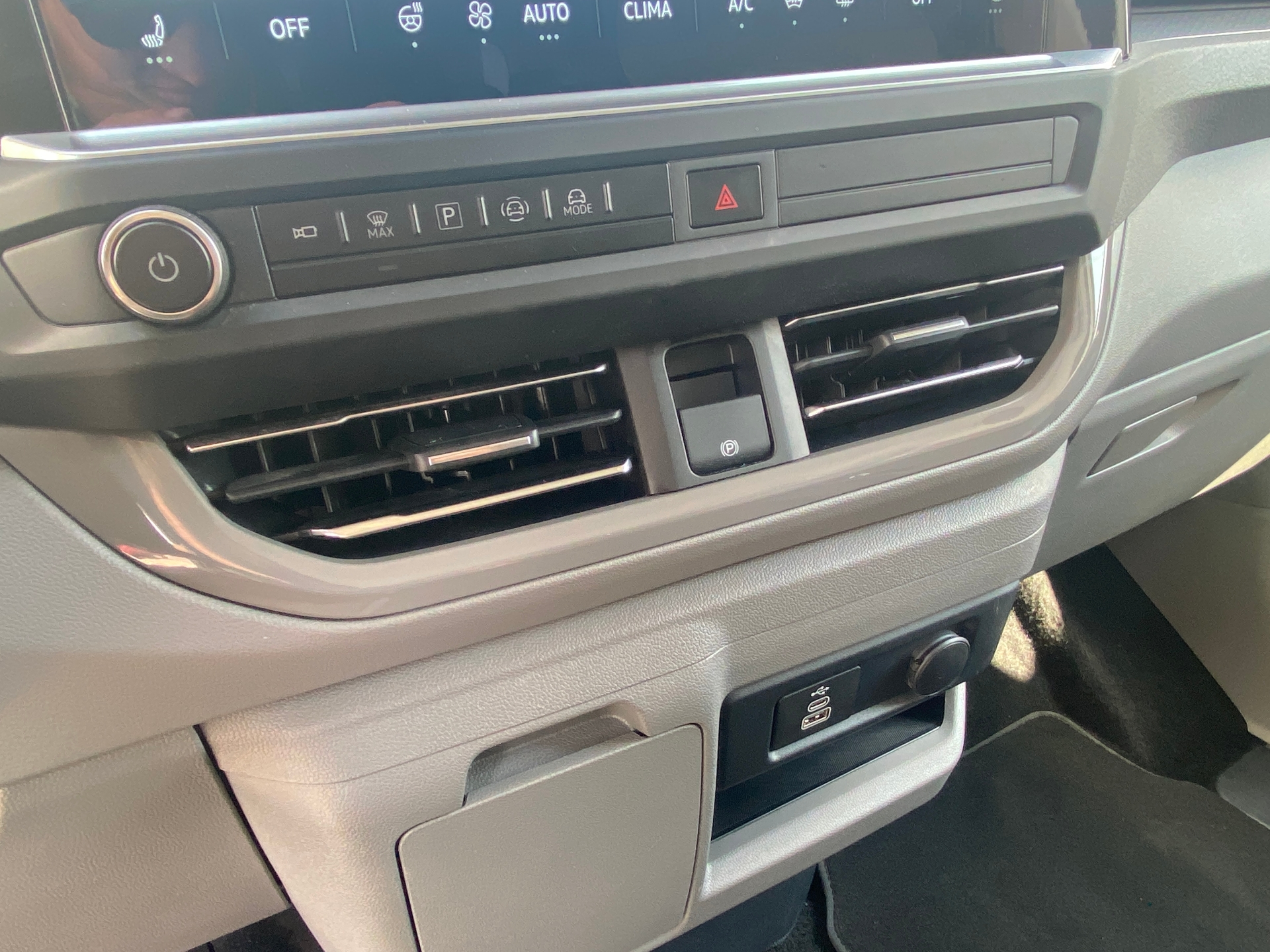 Volkswagen Caravelle