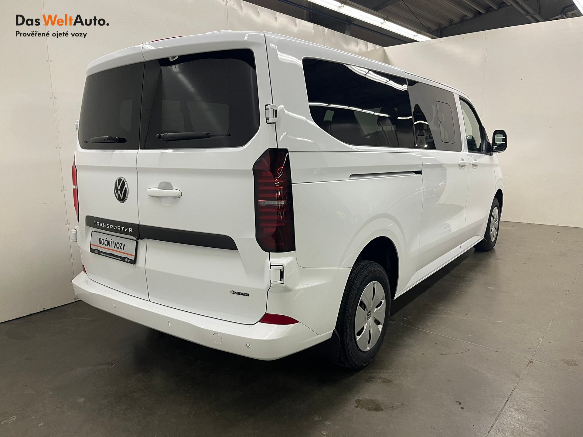 Volkswagen T7 Kombi
