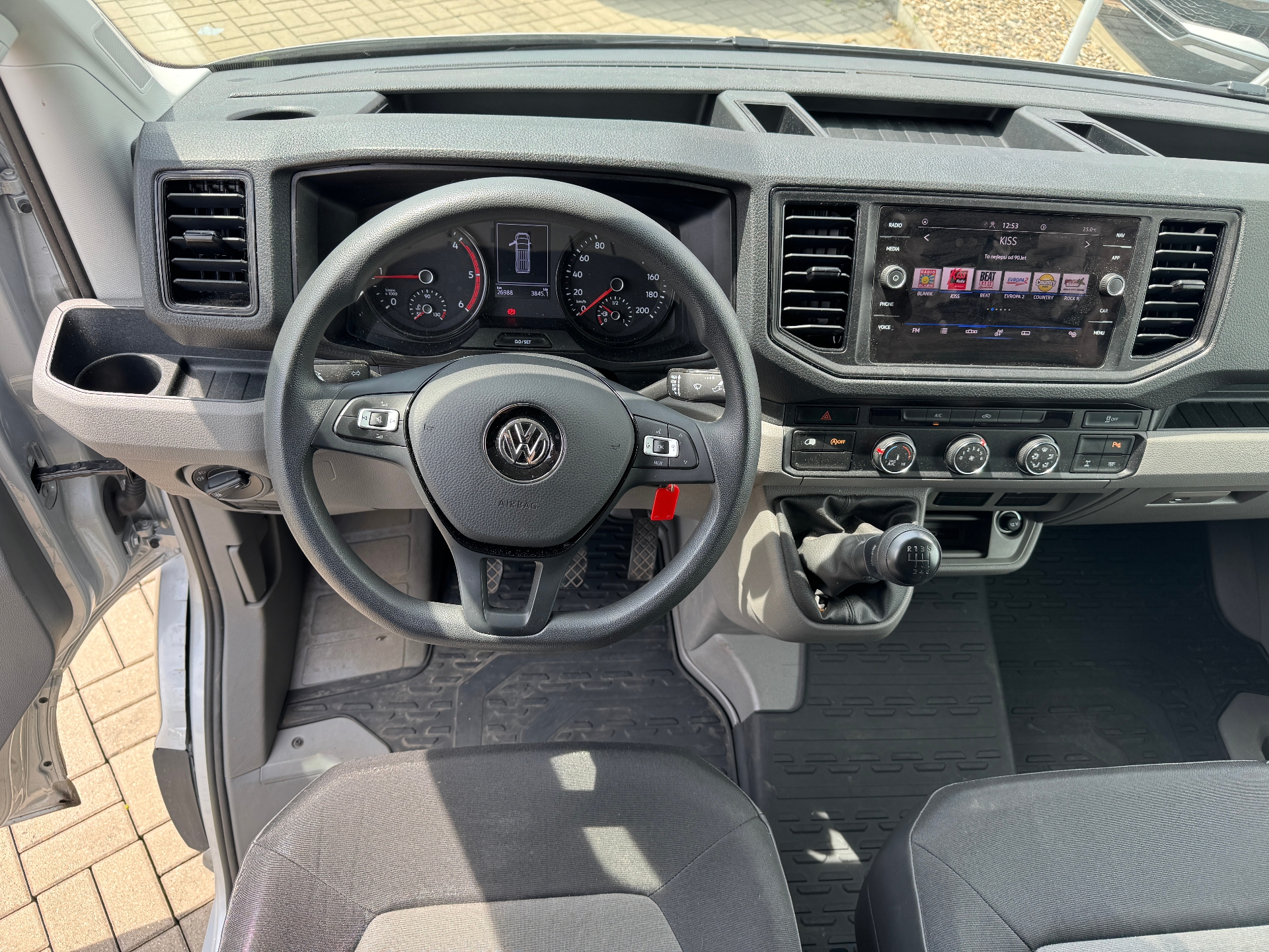 Volkswagen Crafter - skříňový vůz