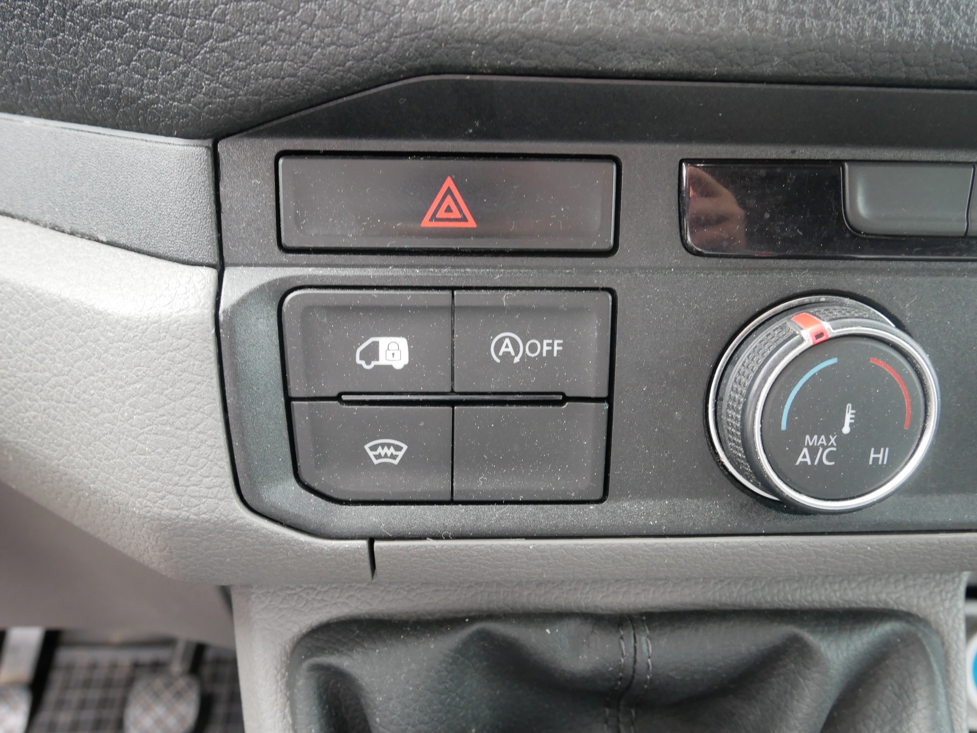 Volkswagen Crafter - skříňový vůz