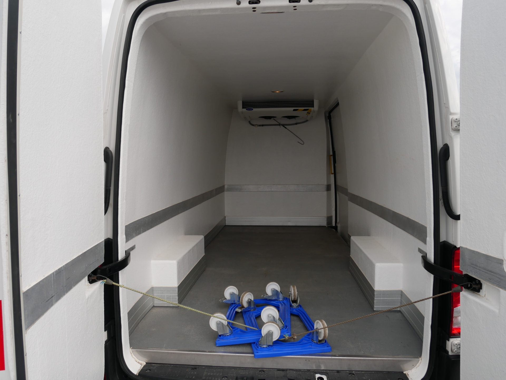 Volkswagen Crafter - skříňový vůz