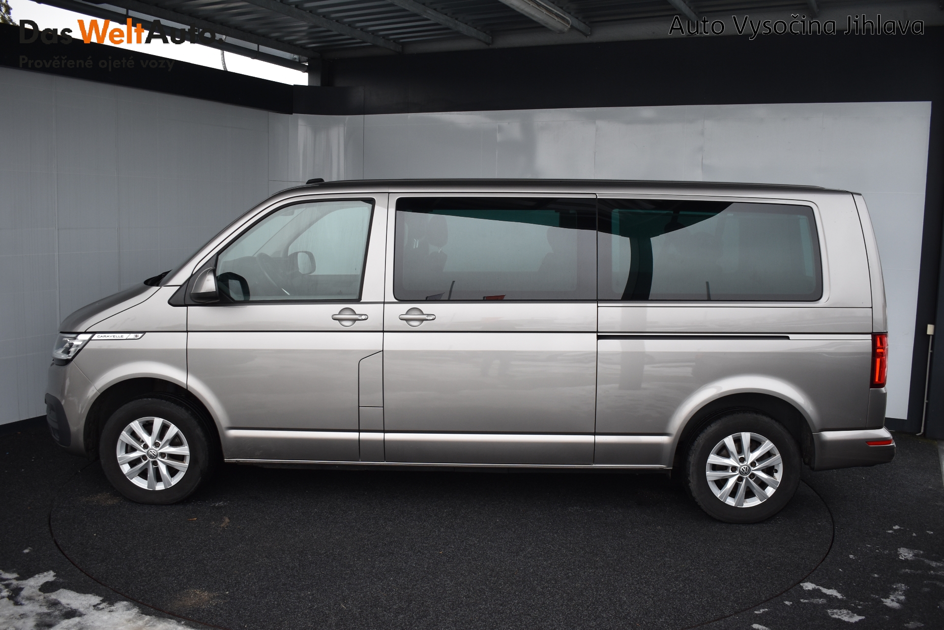 Volkswagen Caravelle
