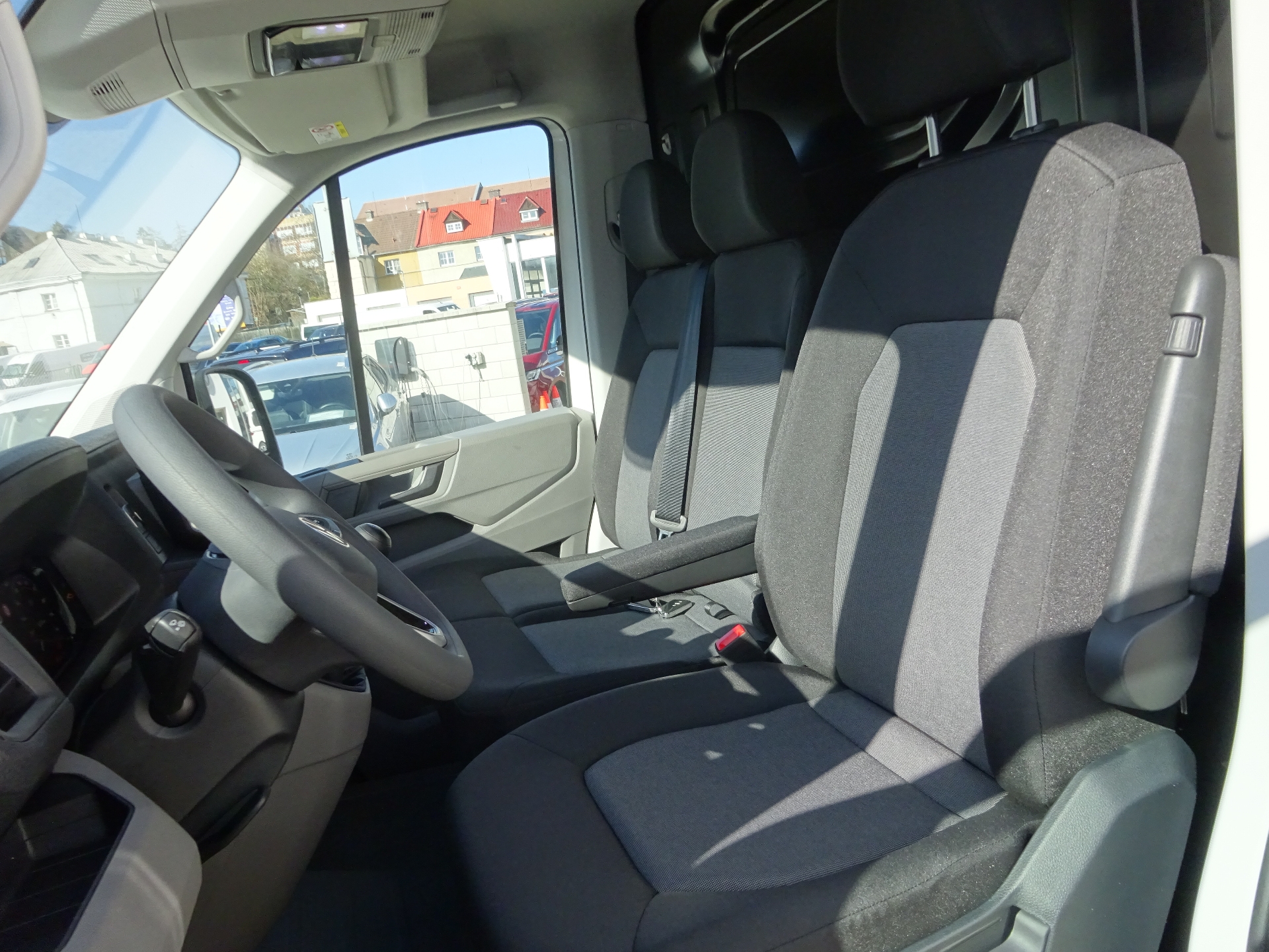 Volkswagen Crafter - skříňový vůz